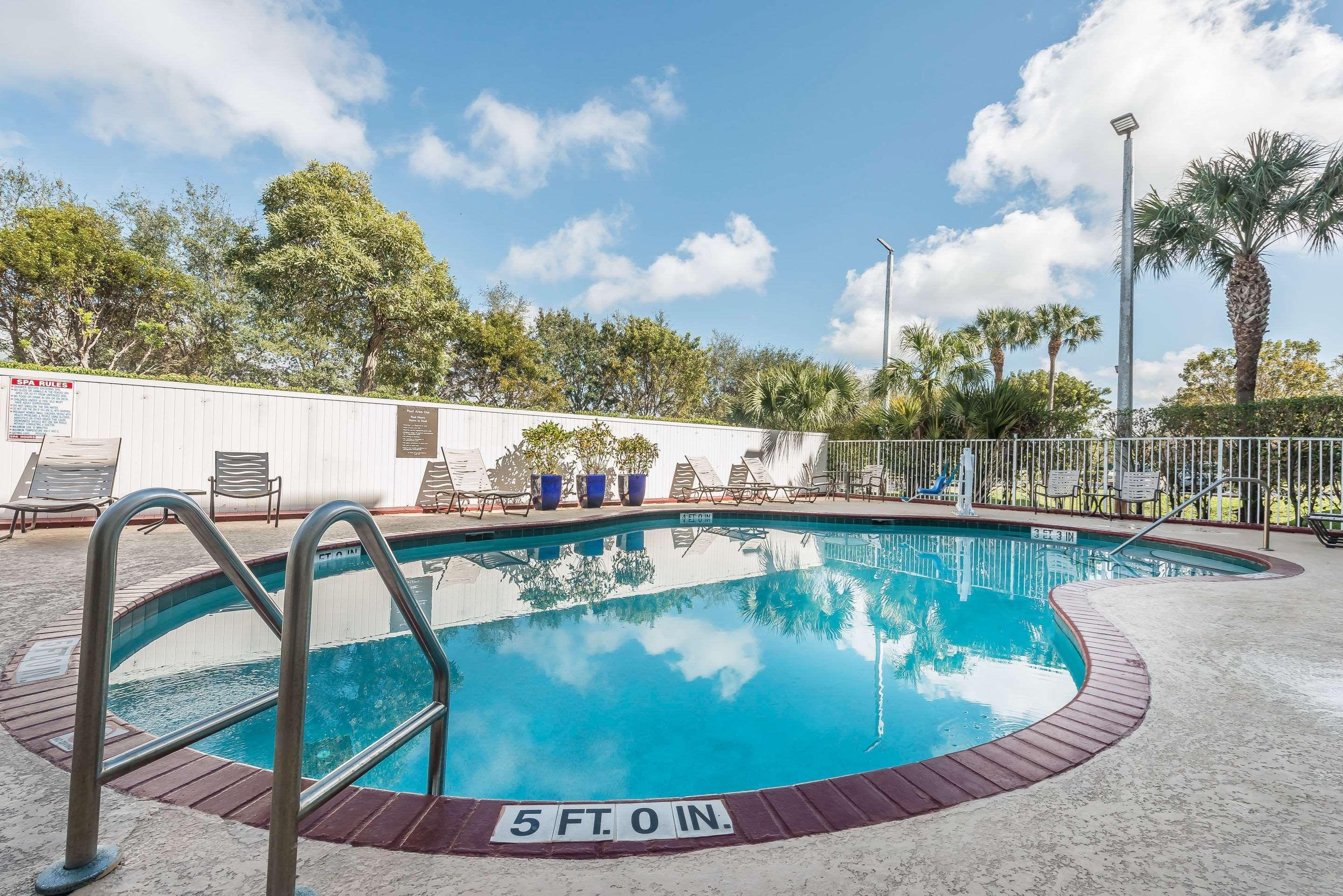 Comfort Suites Sawgrass Тамарак Екстер'єр фото